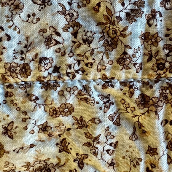 Vintage Sunflower Print Table Runner Handmade Machine Quilted 43.5 x17.5 inches - Picture 2 of 6